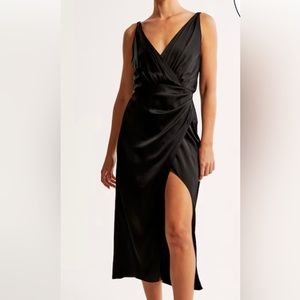 Abercrombie& Fitch Satin Draped Wrap Mide Dress
